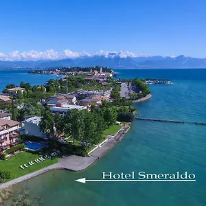 Szálloda Smeraldo ***